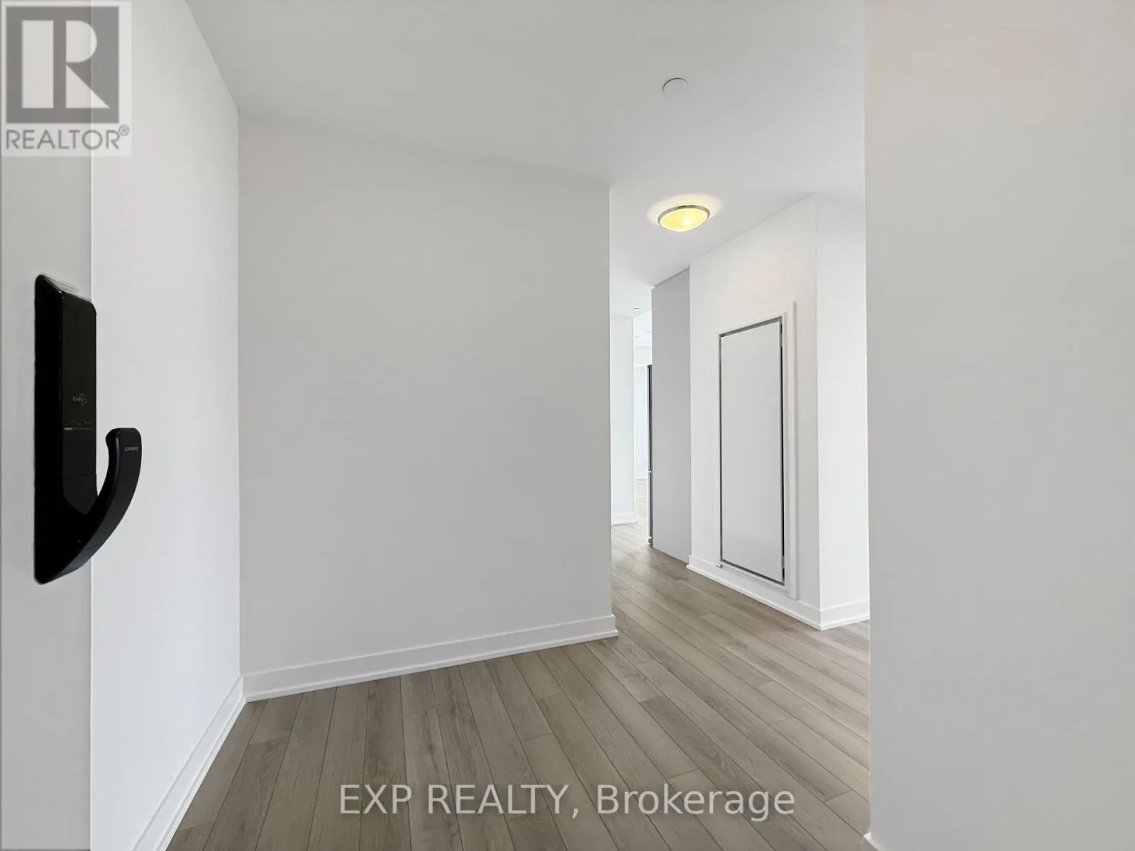 1002 - 3079 TRAFALGAR ROAD