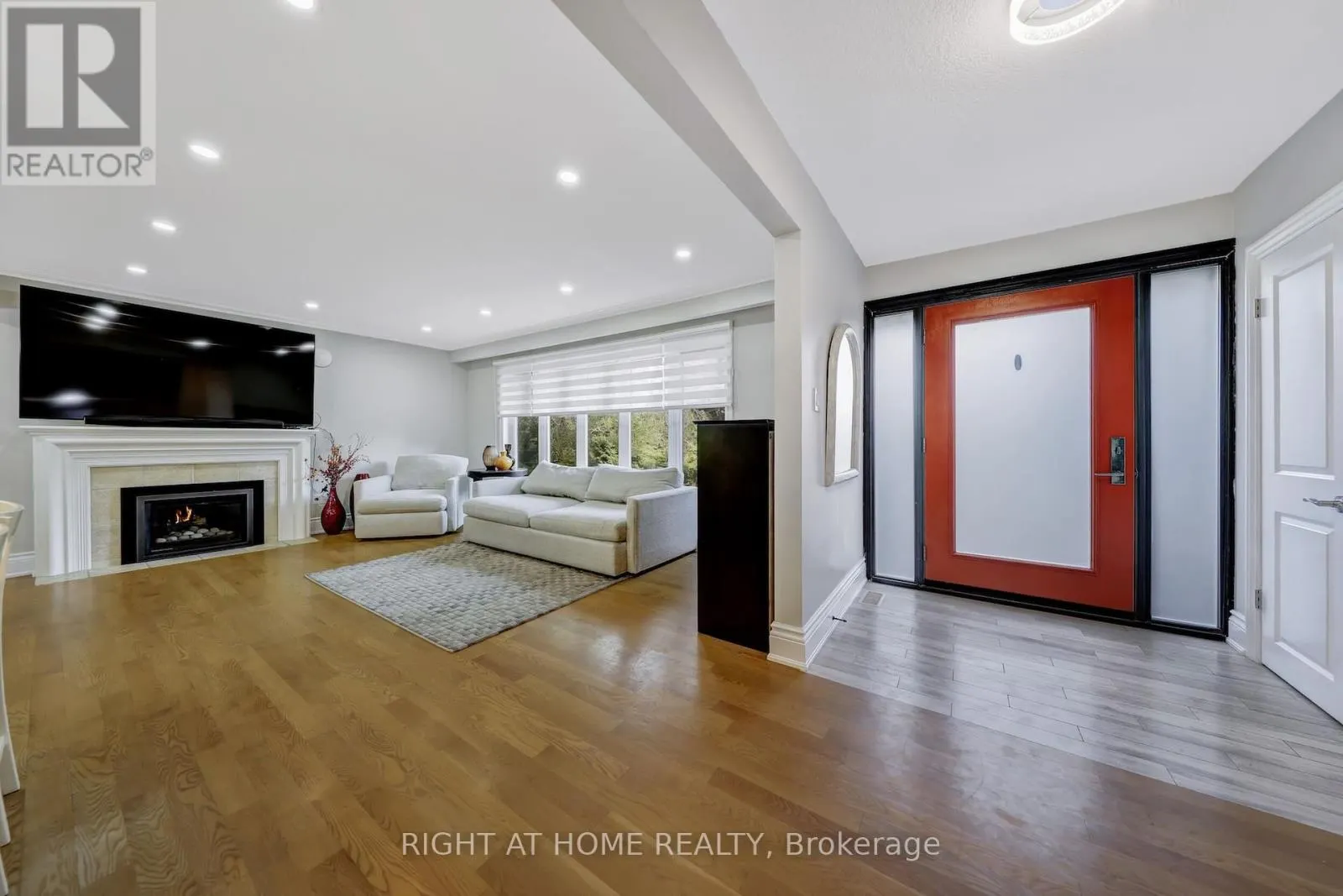 8 HILLAVON DRIVE