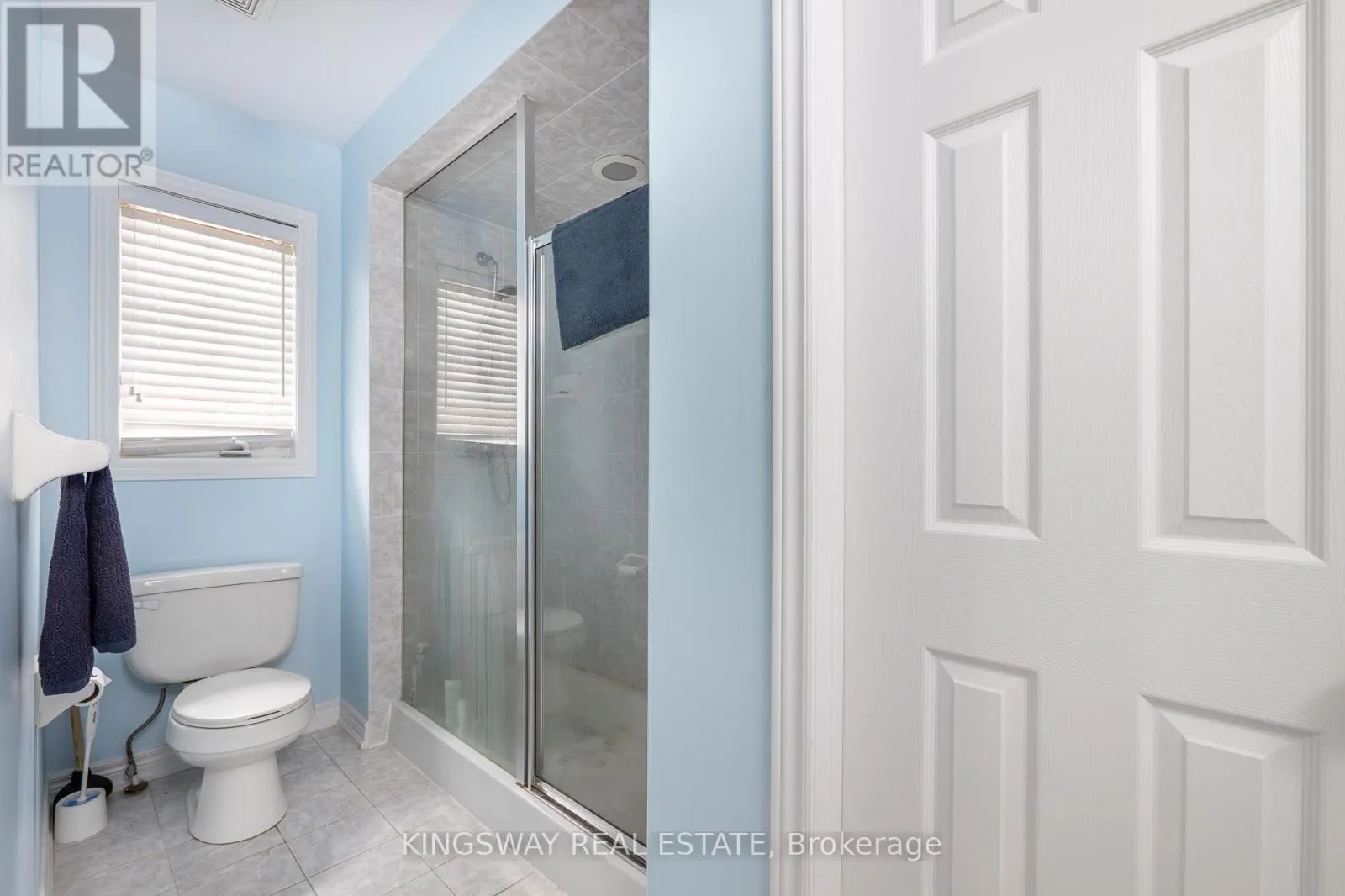 284 HOLMES CRESCENT