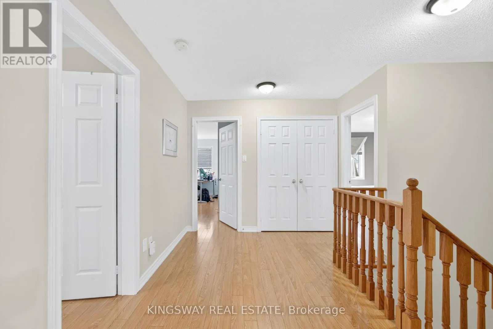 284 HOLMES CRESCENT