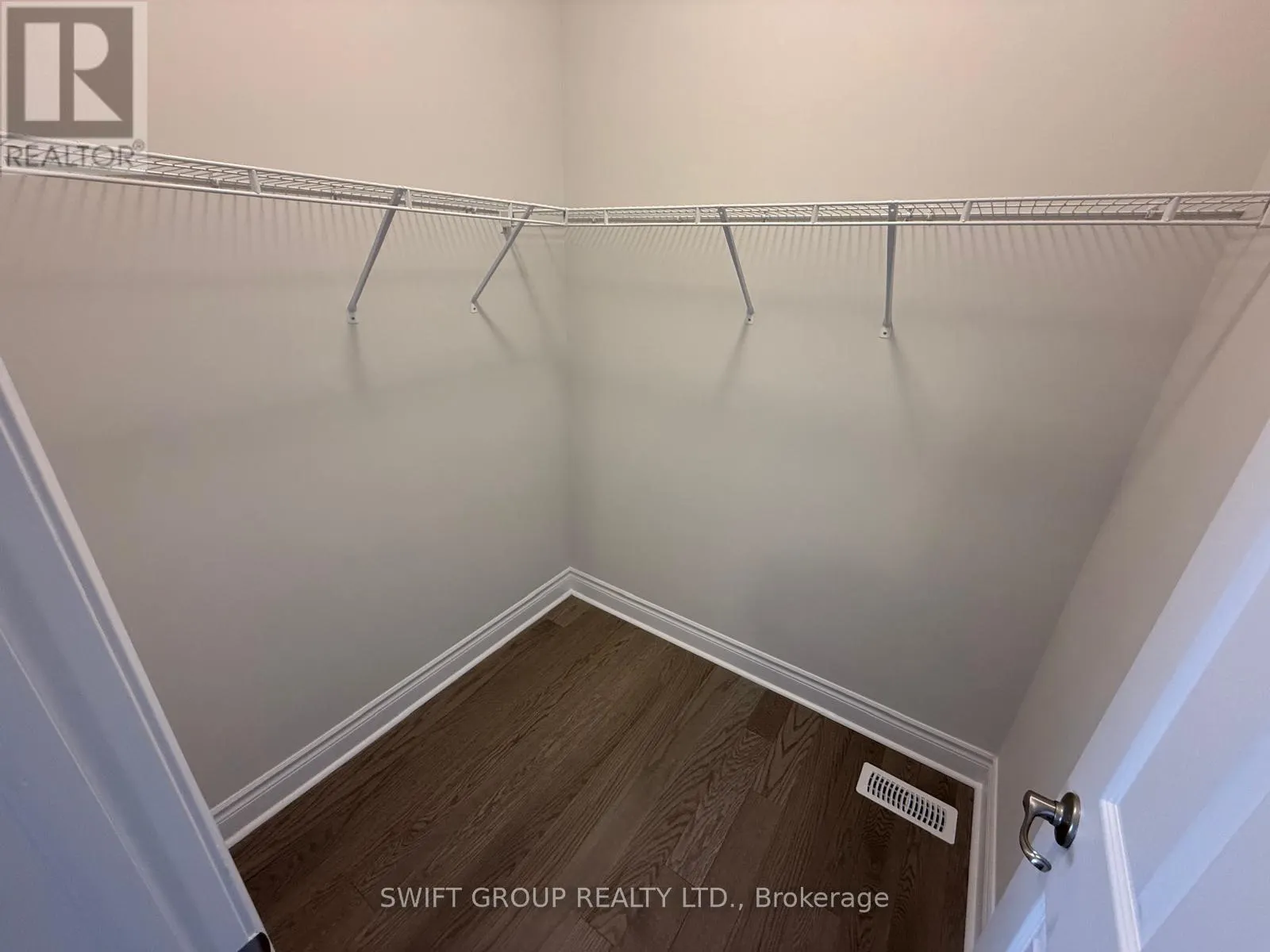 29 KEYWORTH CRESCENT