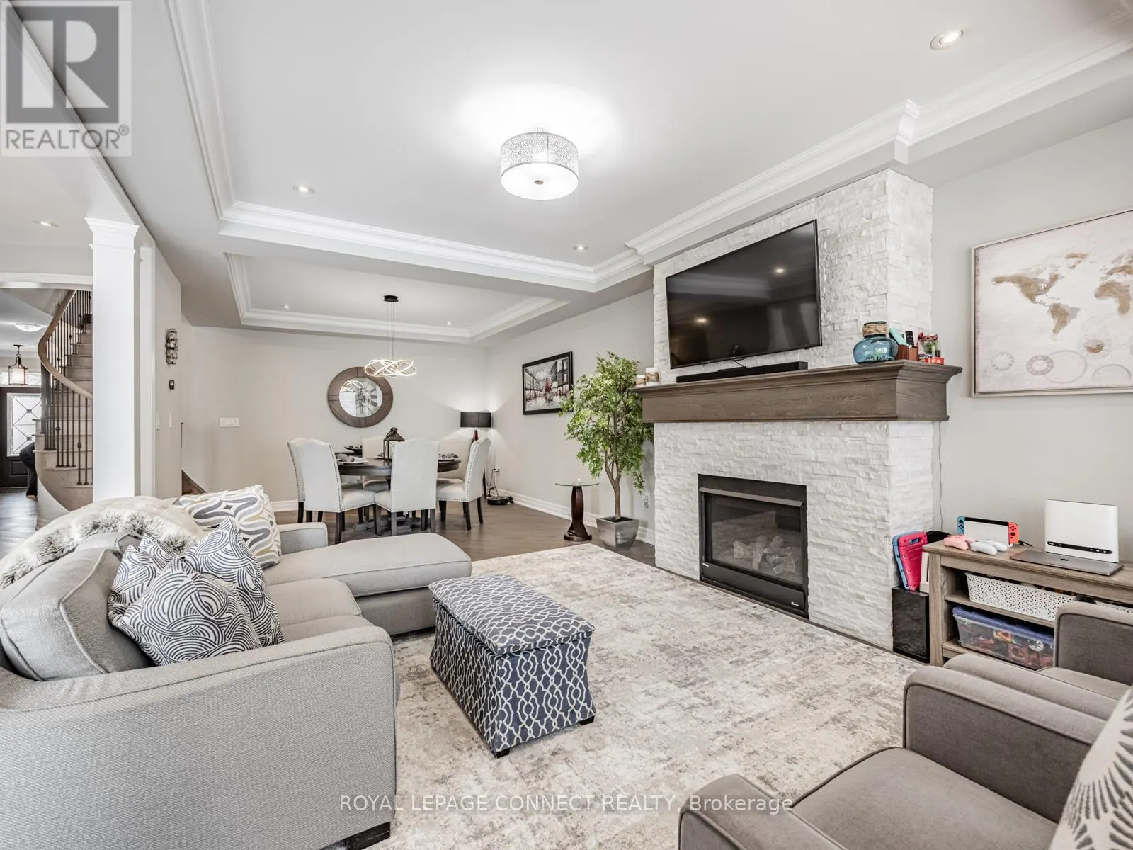 3302 MINTWOOD CIRCLE