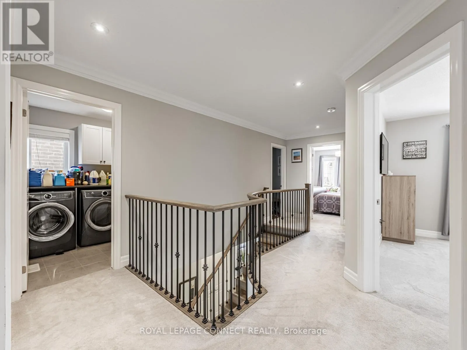 3302 MINTWOOD CIRCLE