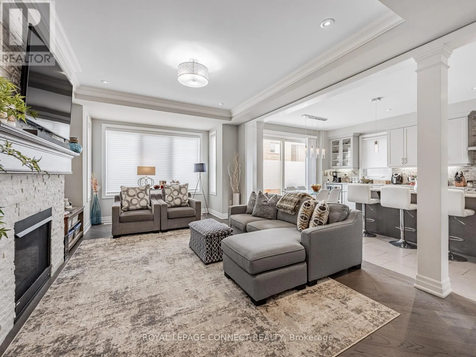 3302 MINTWOOD CIRCLE