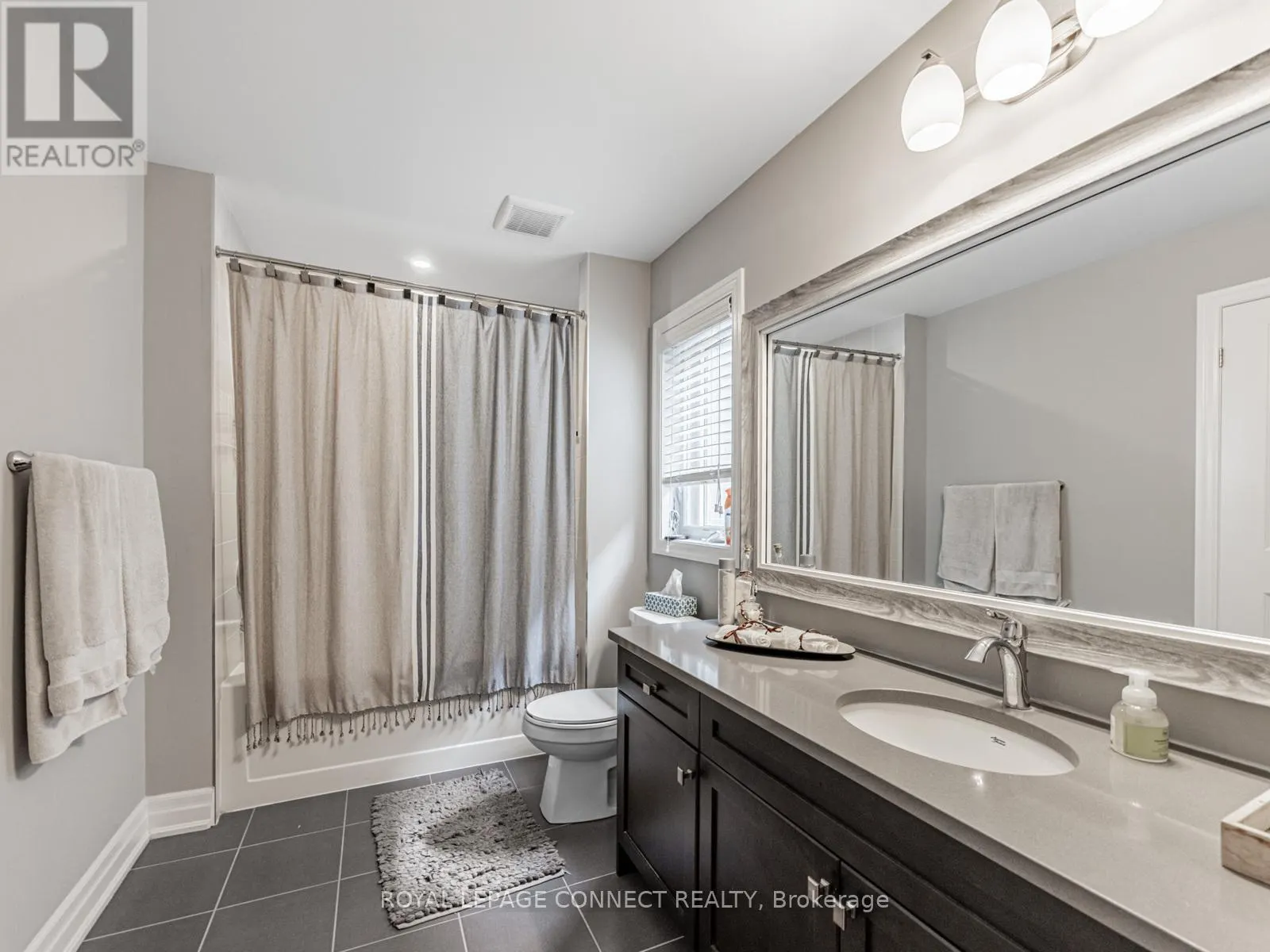 3302 MINTWOOD CIRCLE