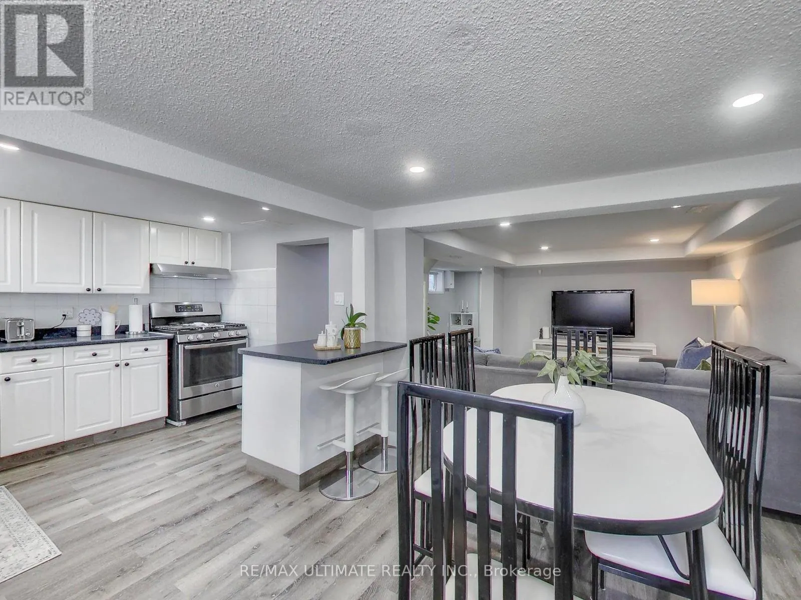 107 LIVINGSTONE AVENUE