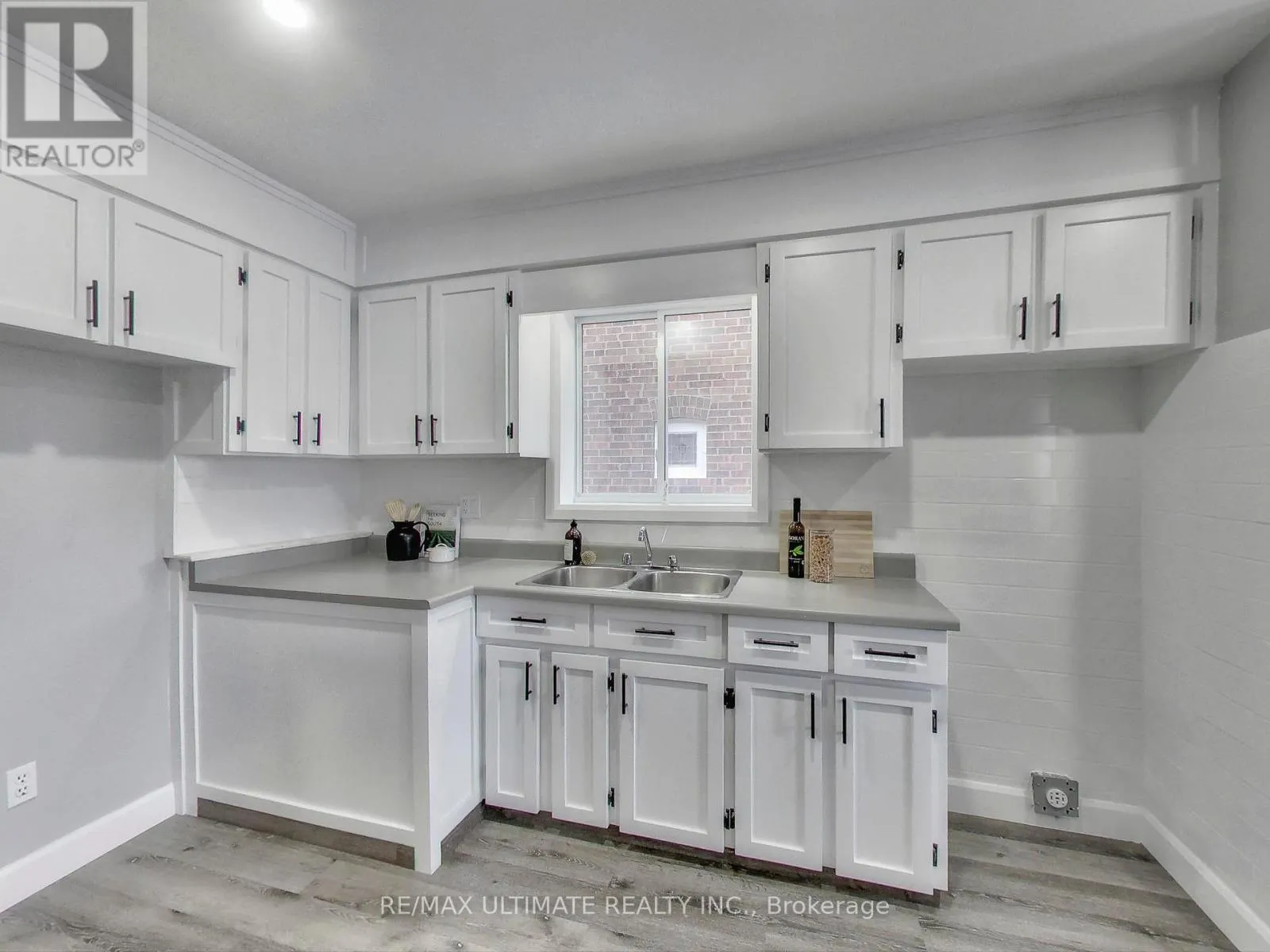 107 LIVINGSTONE AVENUE