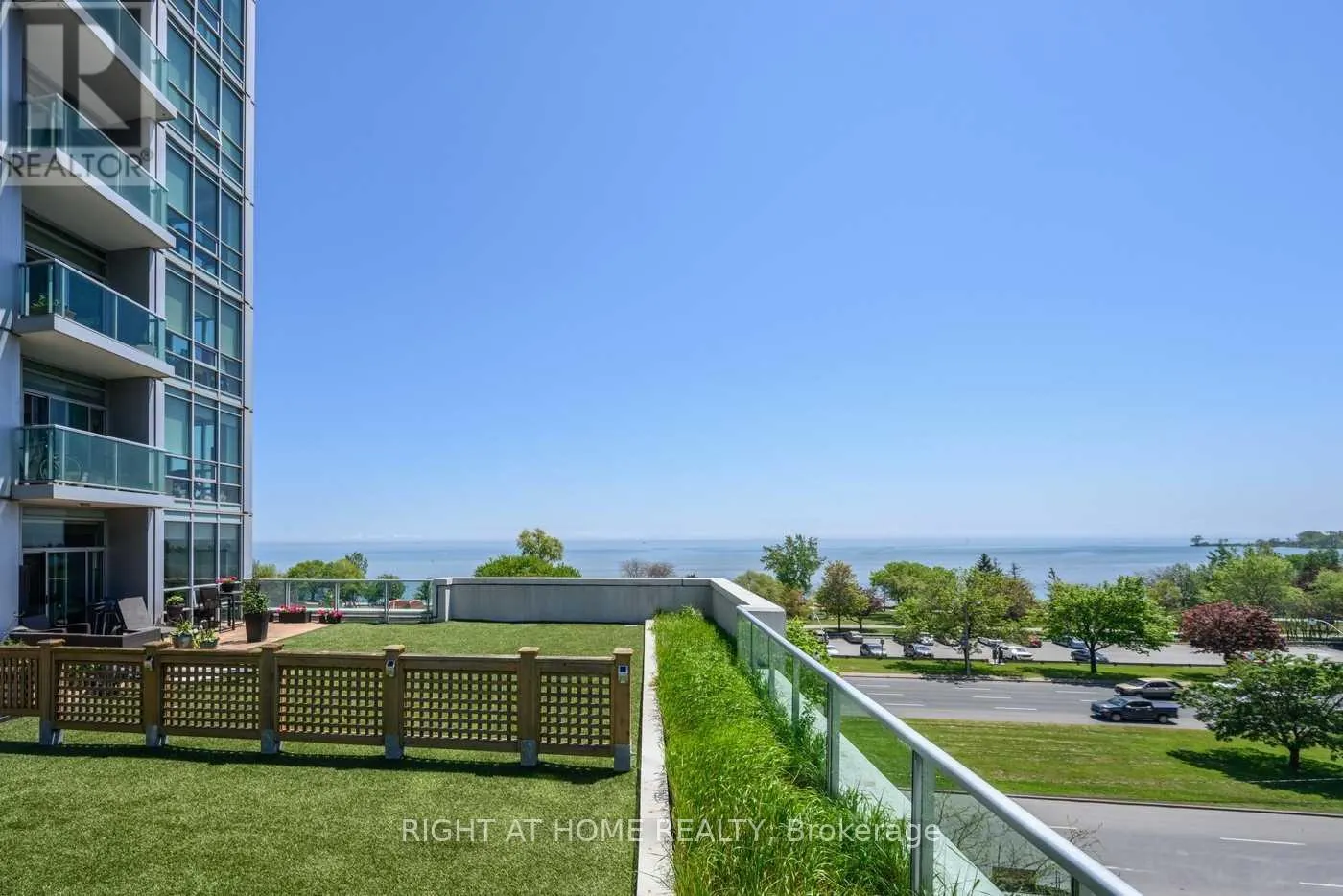 505 - 1910 LAKE SHORE BOULEVARD W