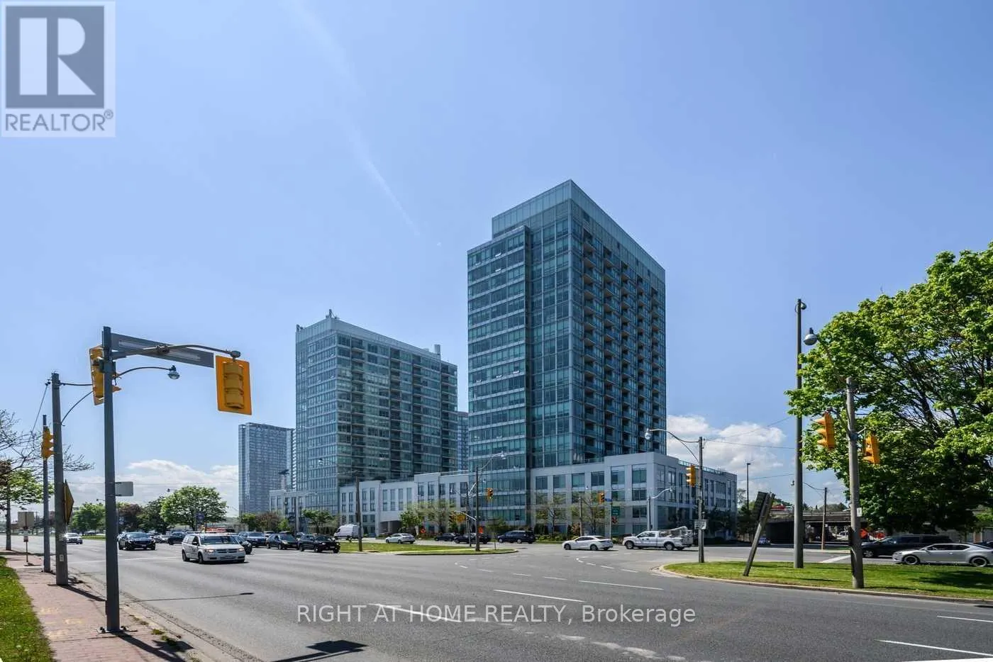 505 - 1910 LAKE SHORE BOULEVARD W