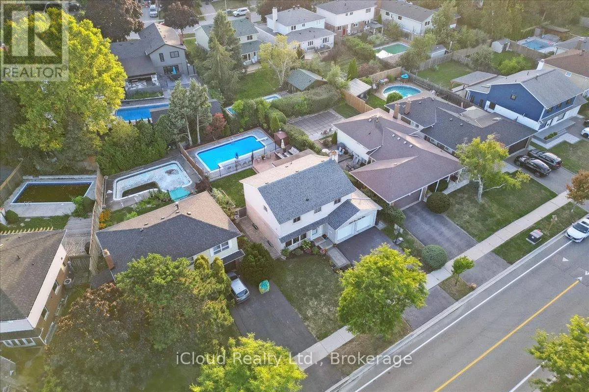 2224 THORN LODGE DRIVE