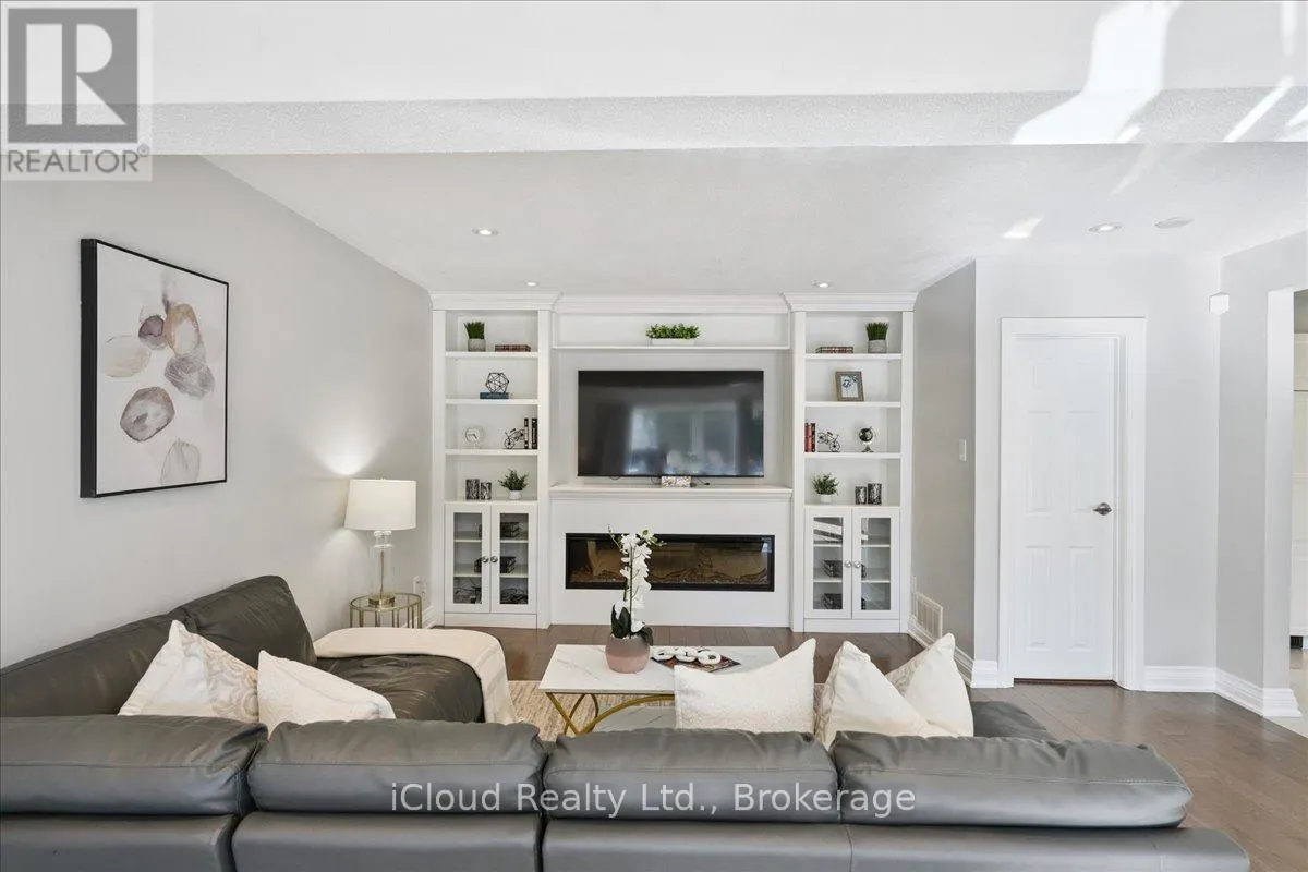2224 THORN LODGE DRIVE