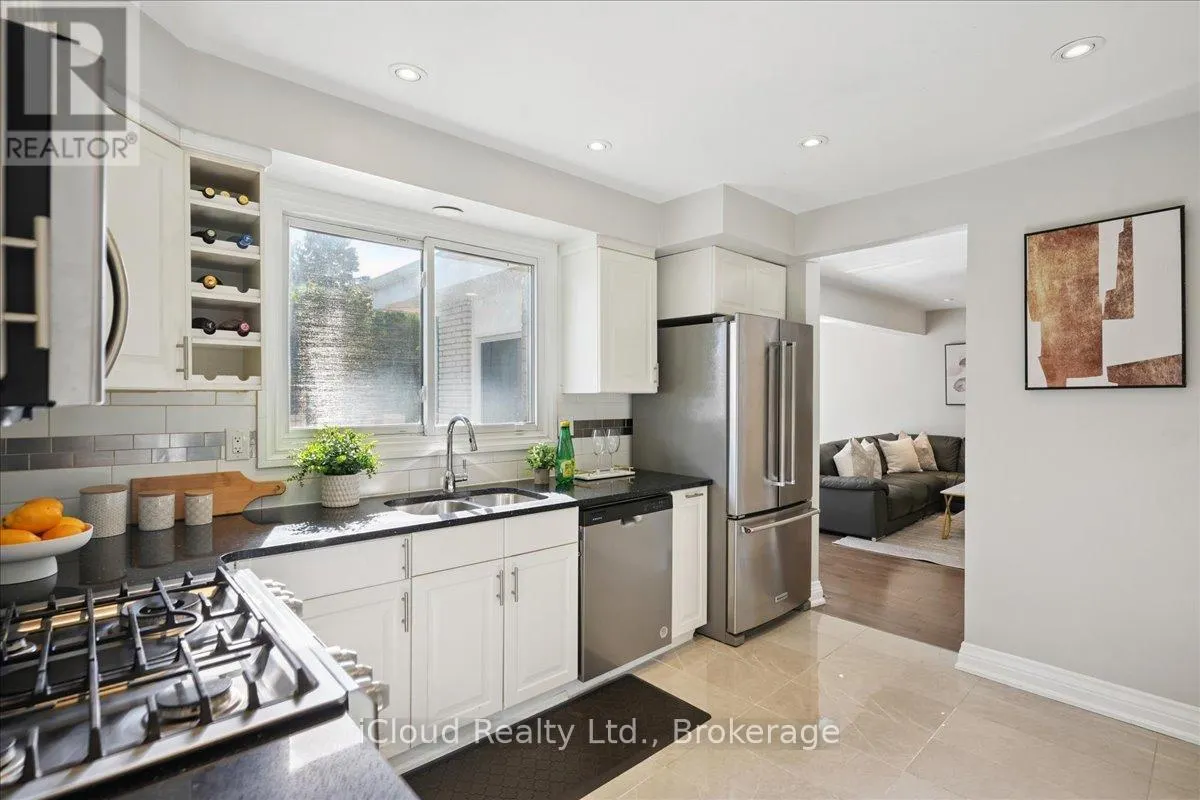 2224 THORN LODGE DRIVE