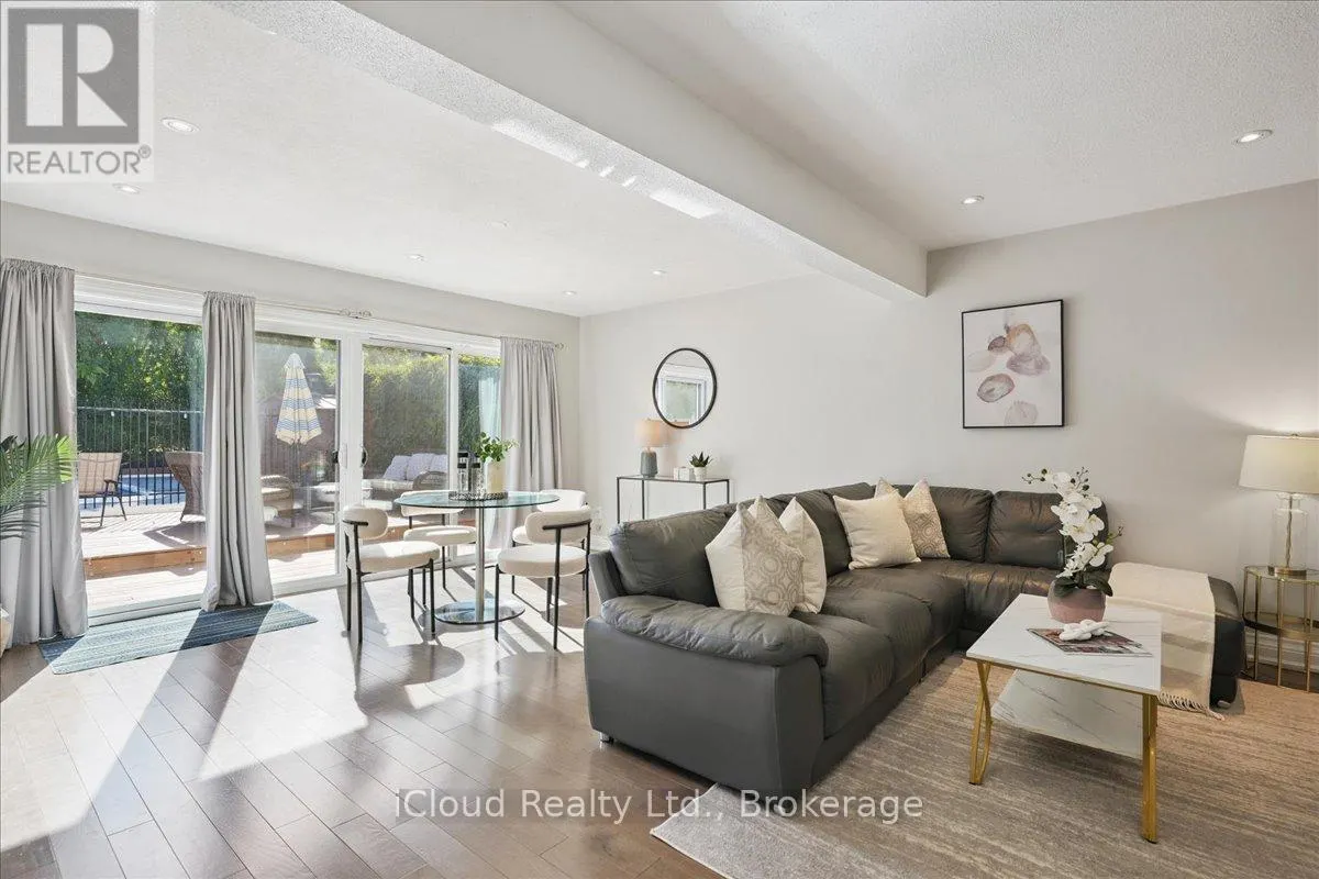 2224 THORN LODGE DRIVE
