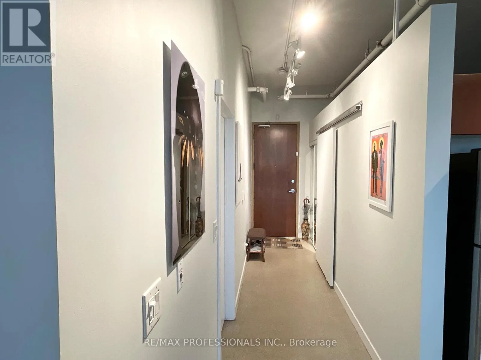 1208 - 2 FIELDWAY ROAD