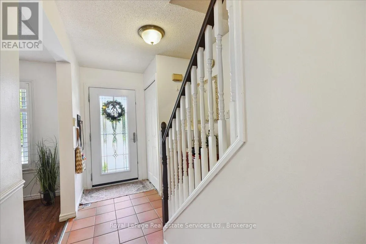 2248 MACLENNAN DRIVE