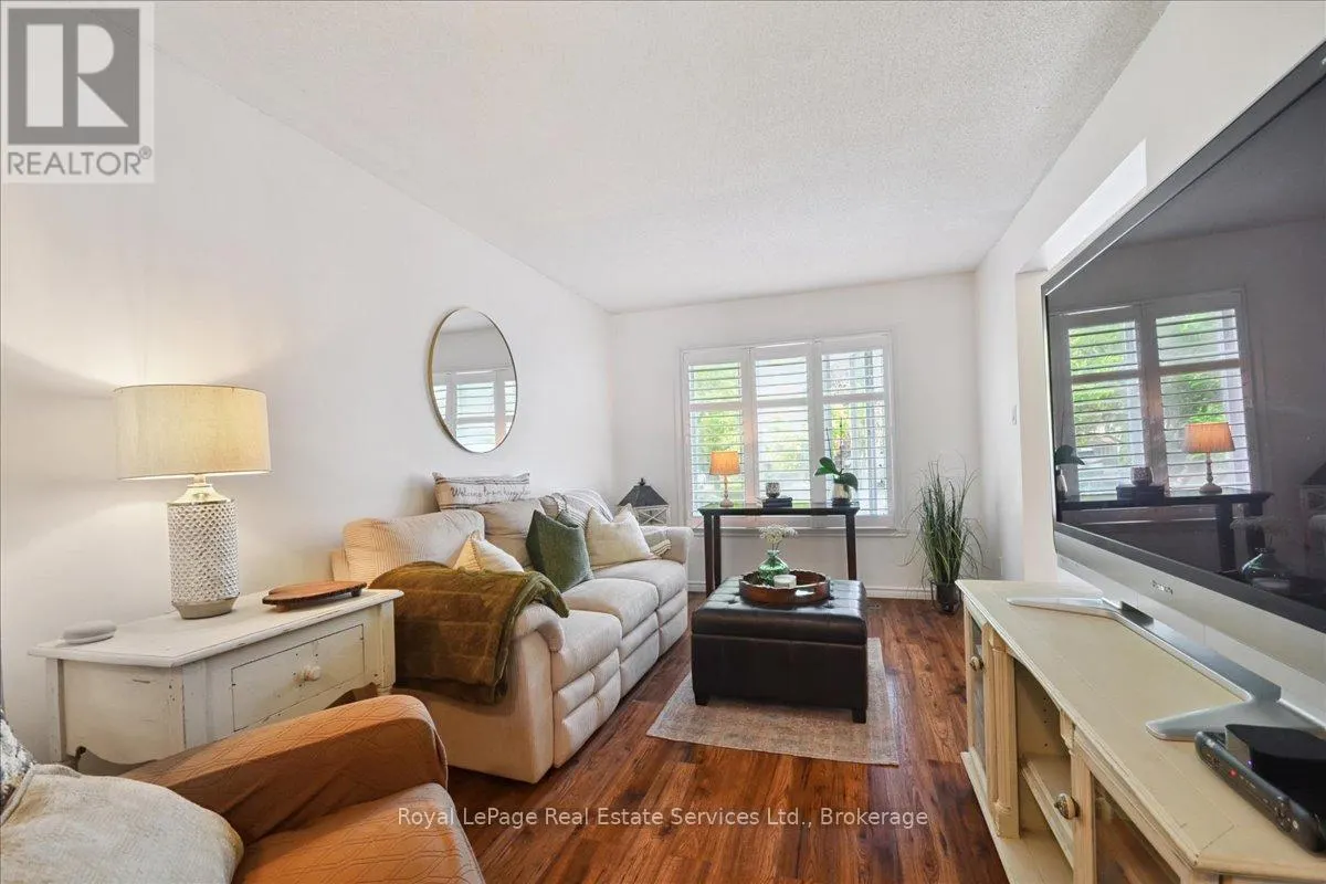 2248 MACLENNAN DRIVE
