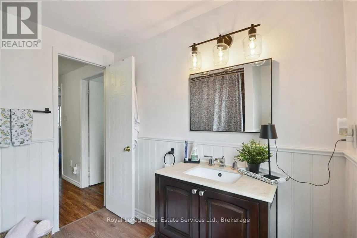 2248 MACLENNAN DRIVE