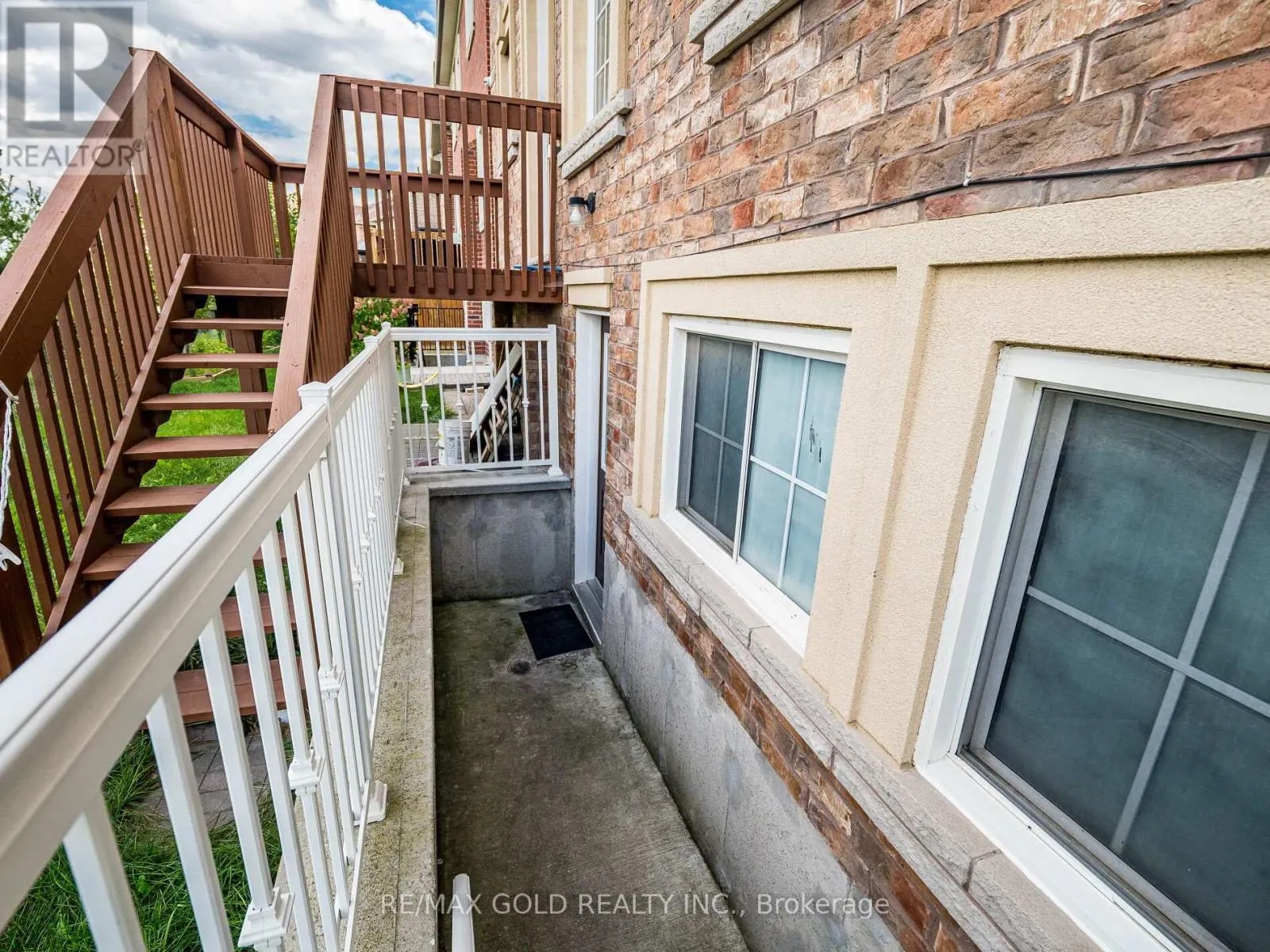 74 BUCKSAW STREET