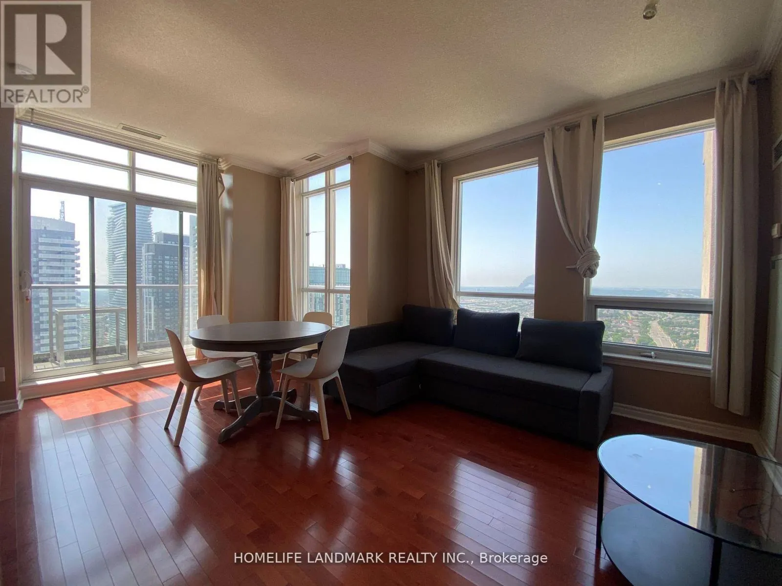 3702 - 388 PRINCE OF WALES DRIVE