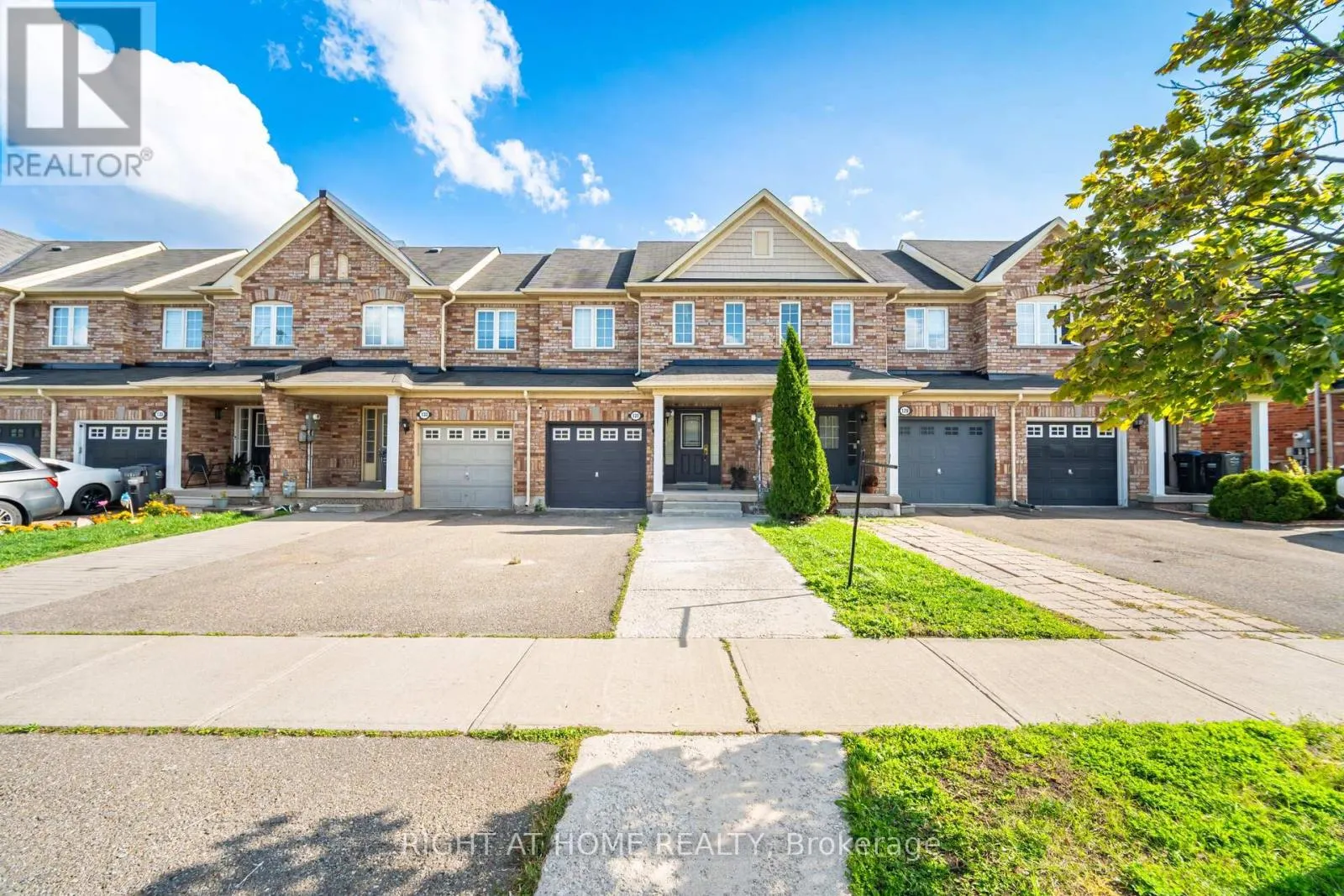 131 CRYSTAL GLEN CRESCENT