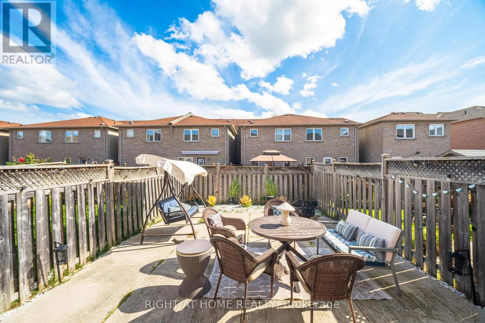 131 CRYSTAL GLEN CRESCENT