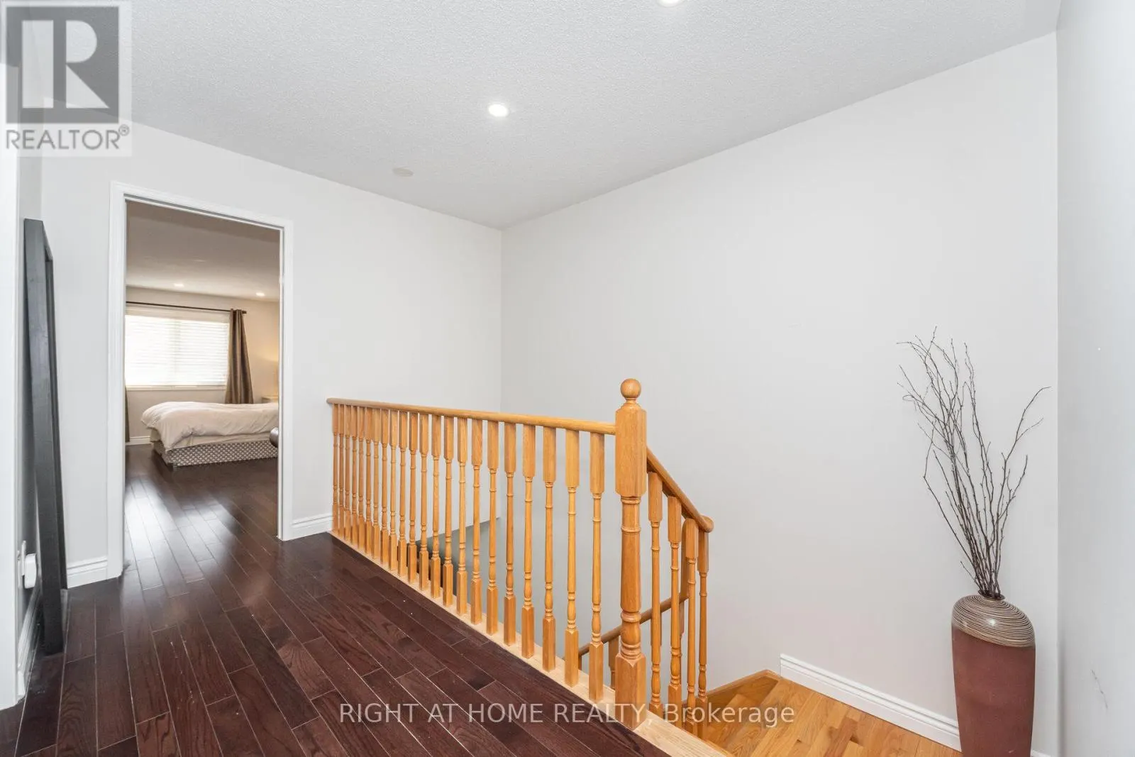 131 CRYSTAL GLEN CRESCENT