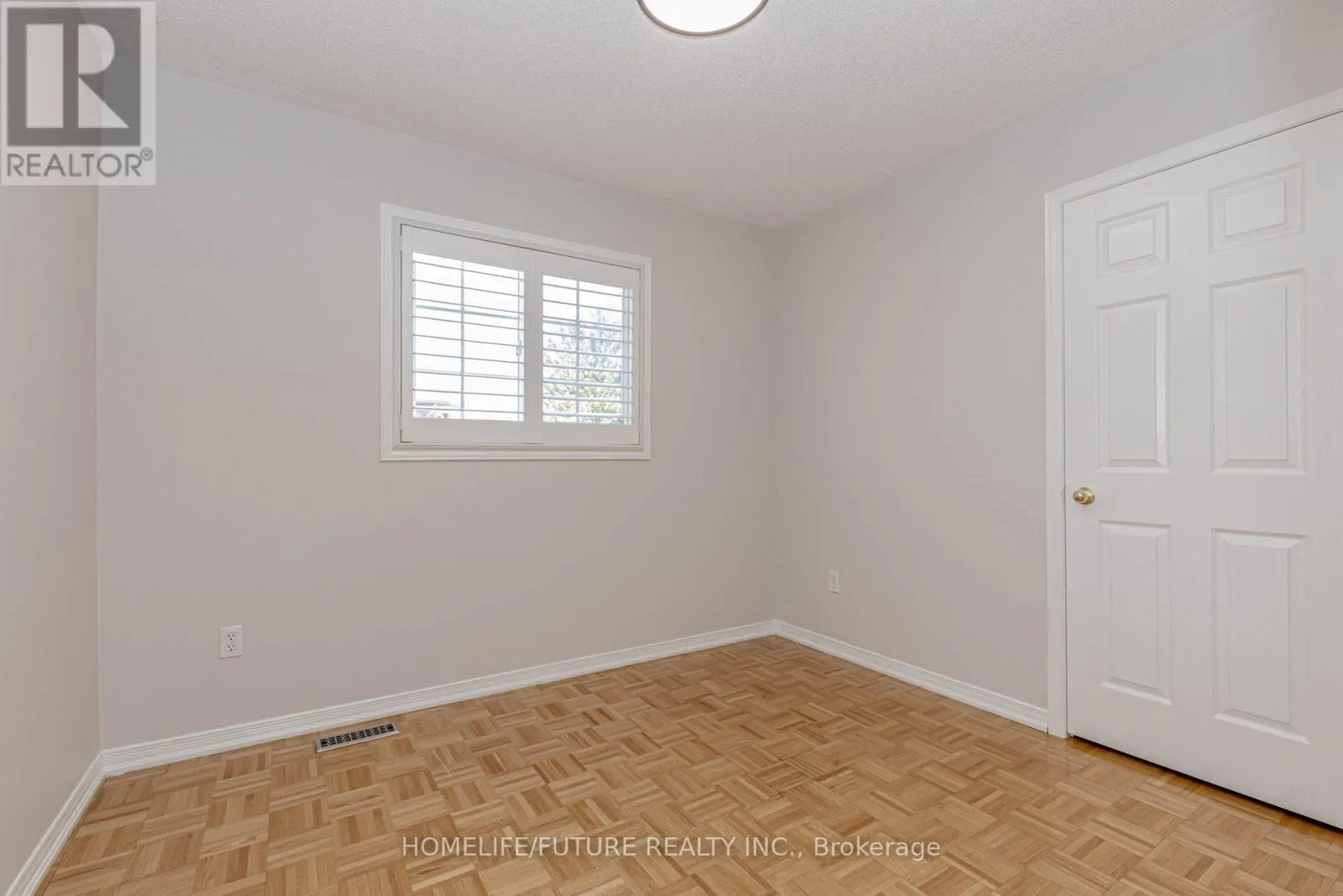 137 ZIA DODDA CRESCENT