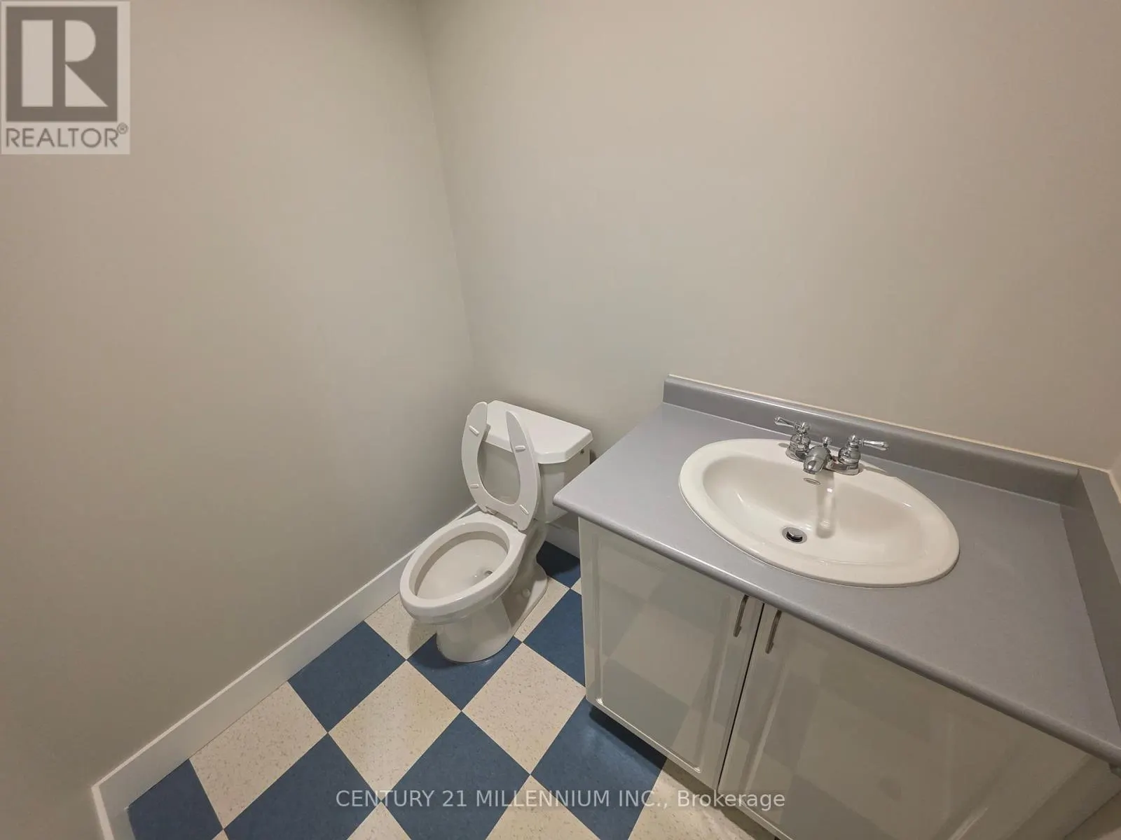 212 - 2250 BOVAIRD DRIVE E