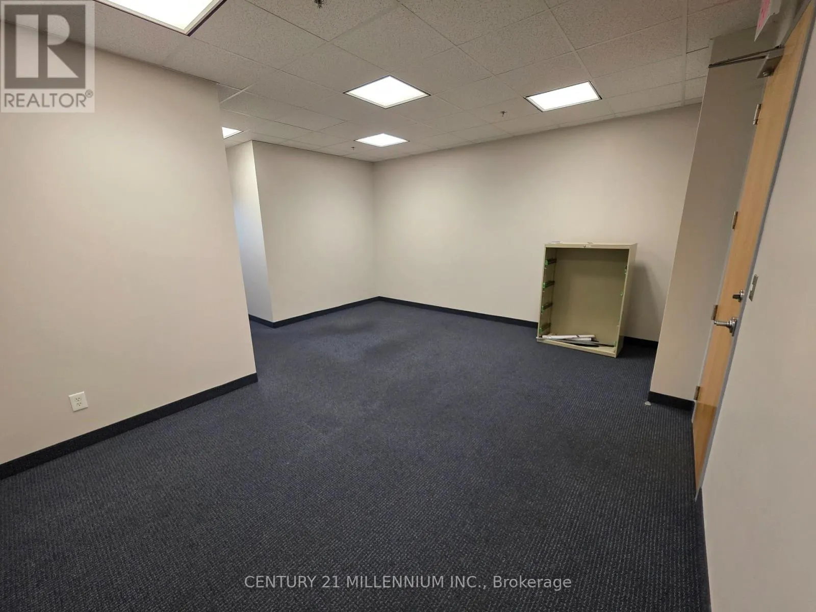 212 - 2250 BOVAIRD DRIVE E
