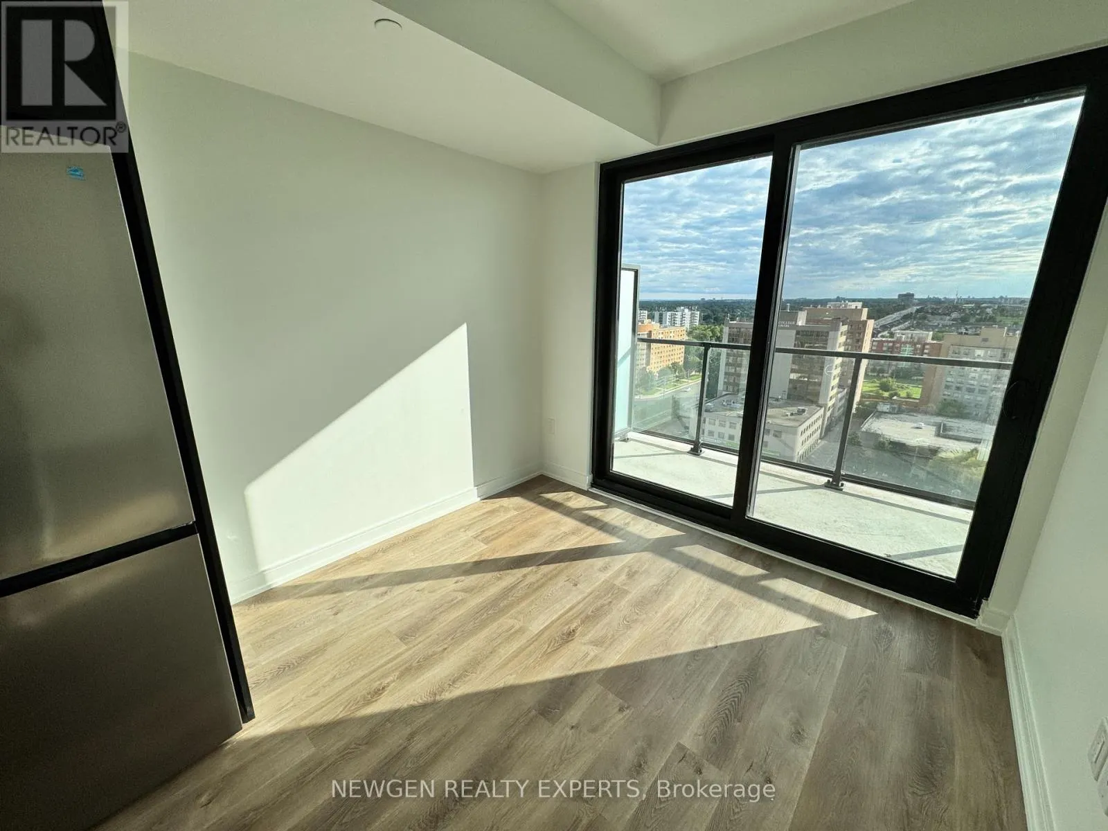 1513 - 3009 NOVAR ROAD