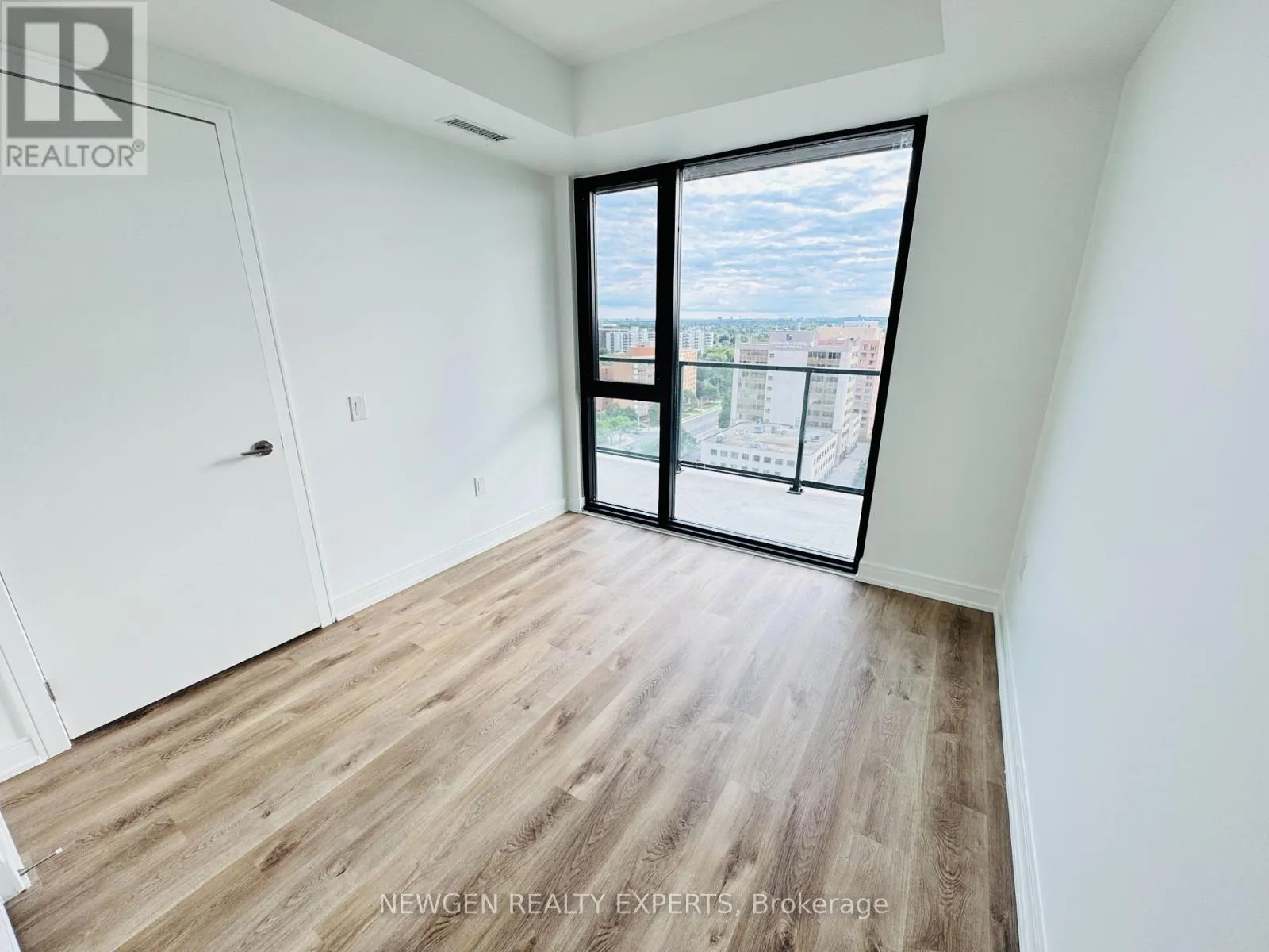 1513 - 3009 NOVAR ROAD