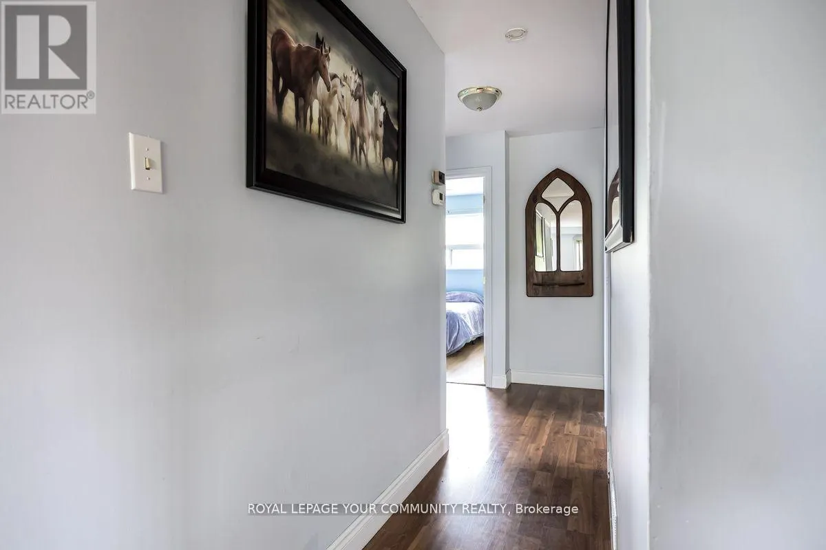 16 MIDHURST DRIVE
