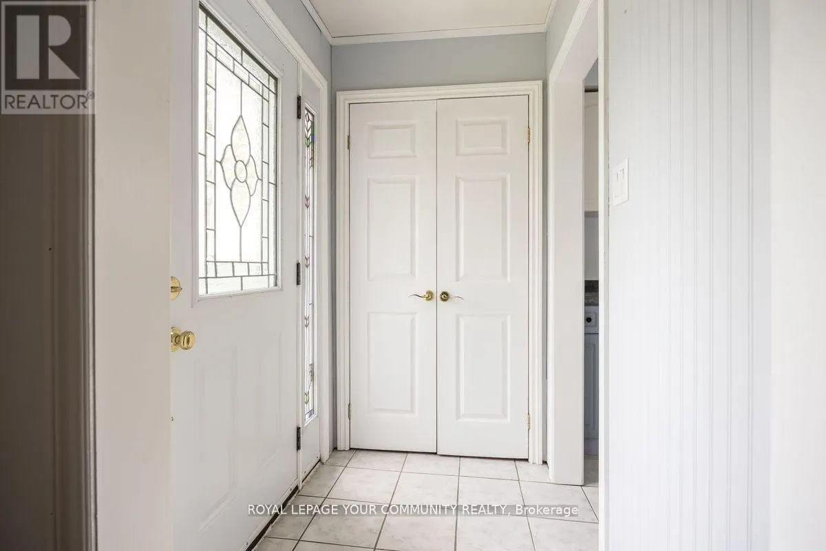 16 MIDHURST DRIVE