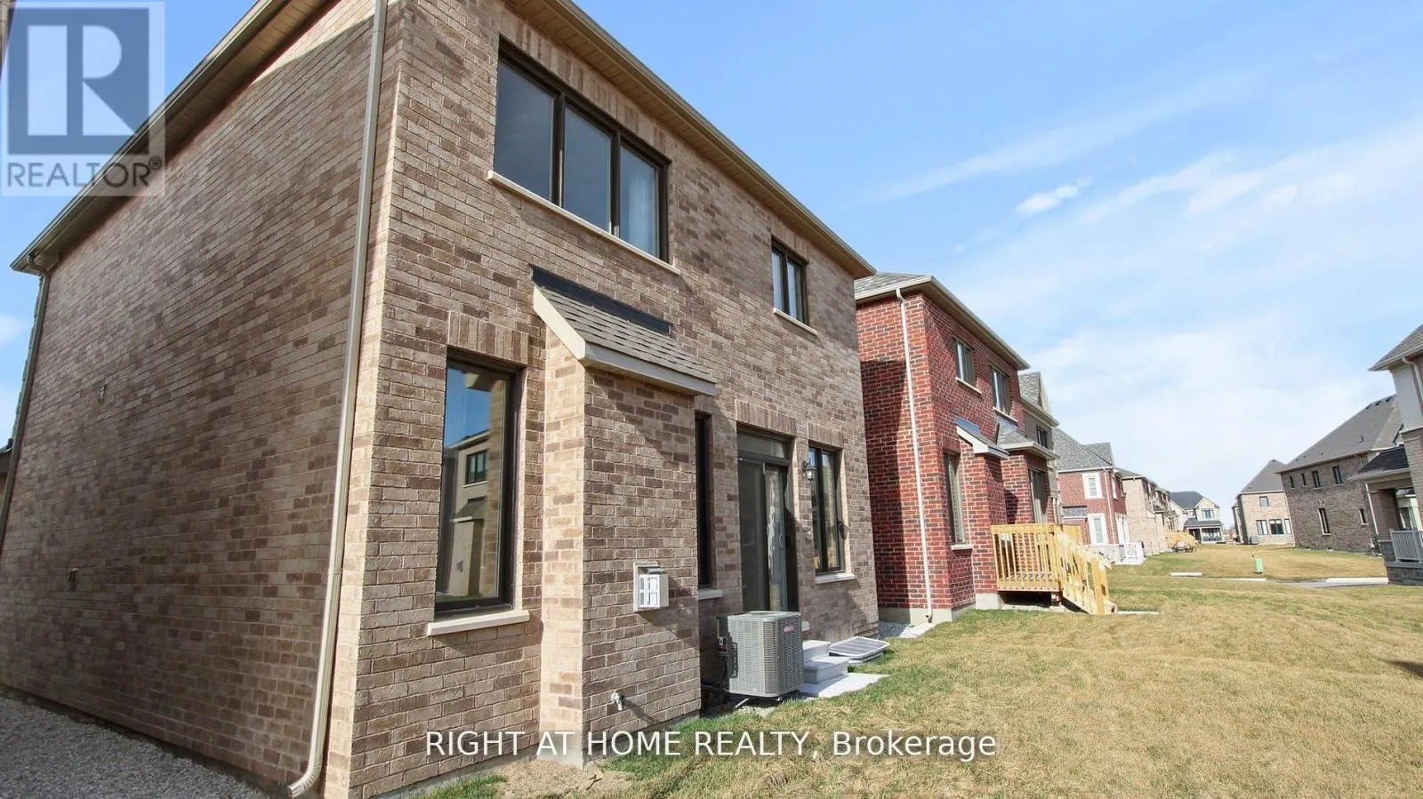 1462 KITCHEN COURT