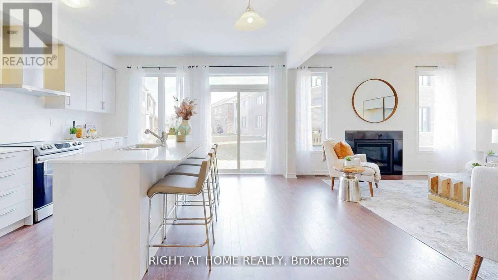 1462 KITCHEN COURT