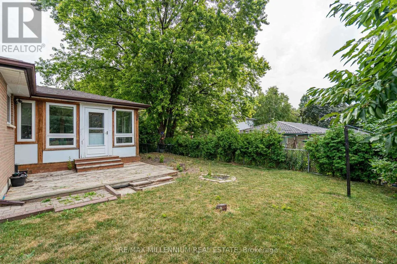 120 MADOC DRIVE