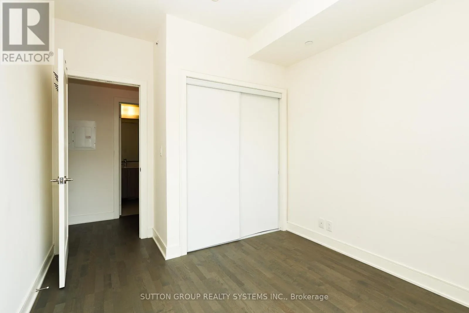 357 - 1575 LAKESHORE ROAD