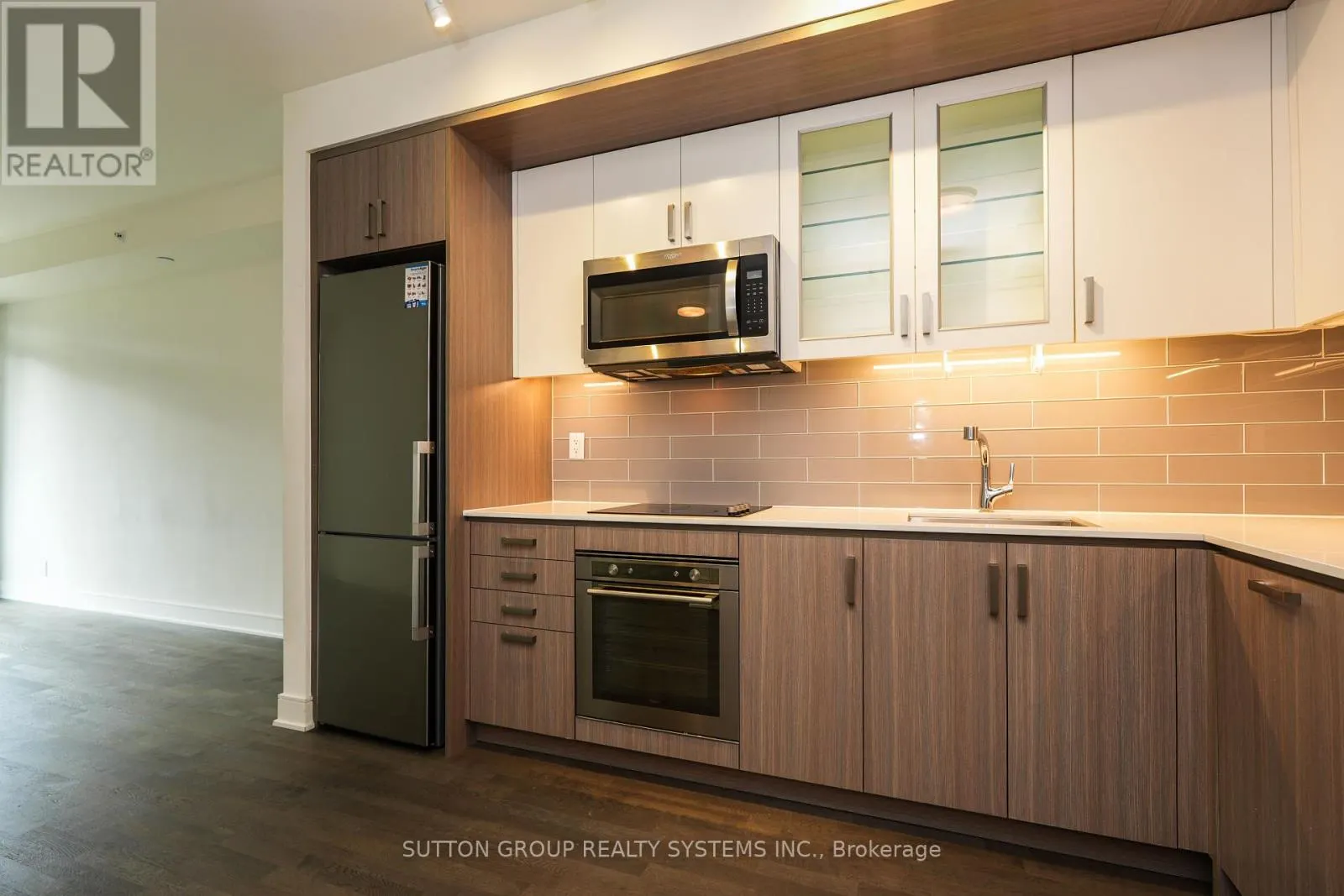 357 - 1575 LAKESHORE ROAD