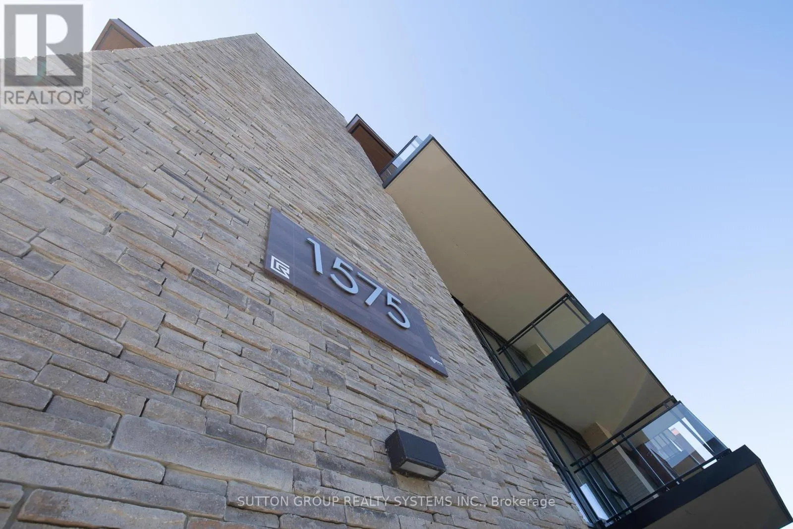 357 - 1575 LAKESHORE ROAD