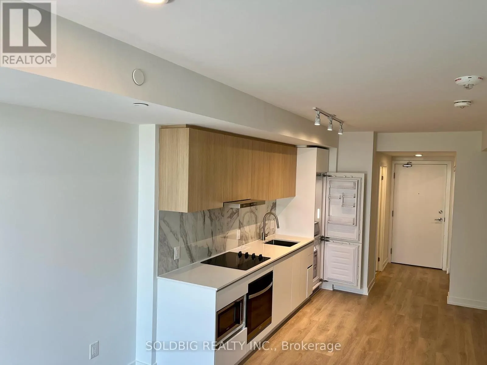 522 - 1100 SHEPPARD AVENUE W