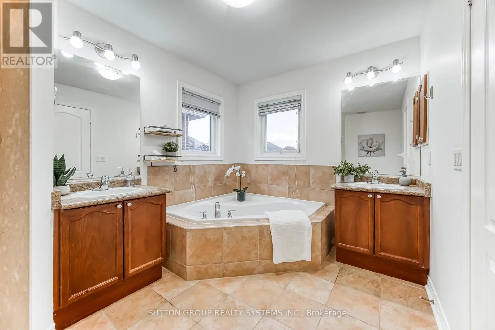 3806 QUIET CREEK DRIVE