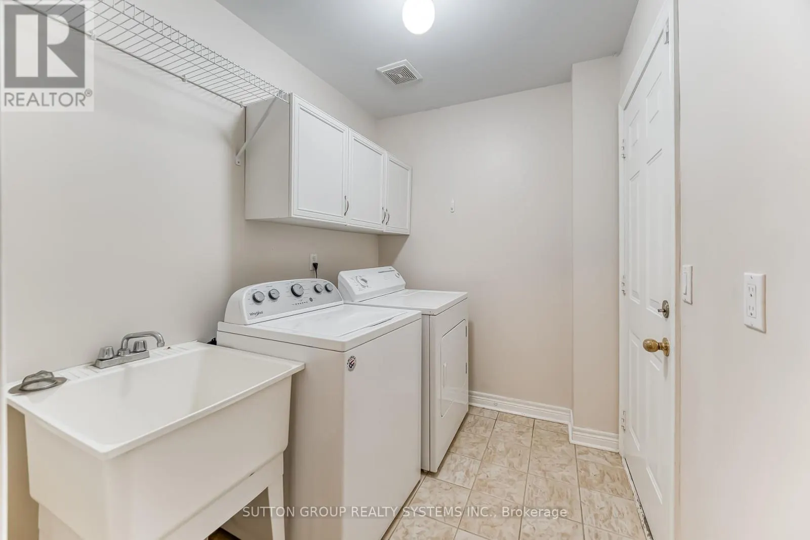 3806 QUIET CREEK DRIVE
