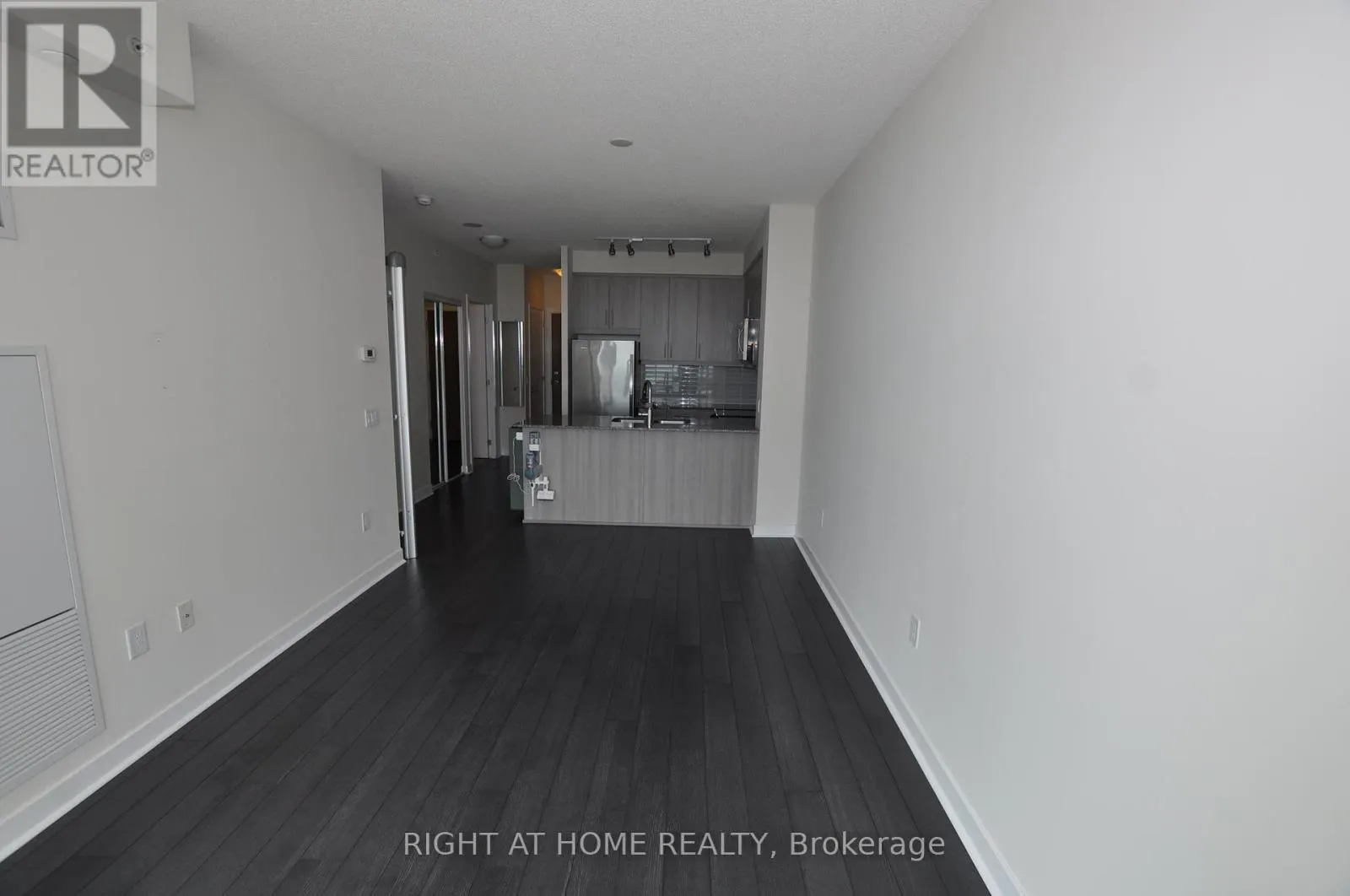 3403 - 3975 GRAND PARK DRIVE