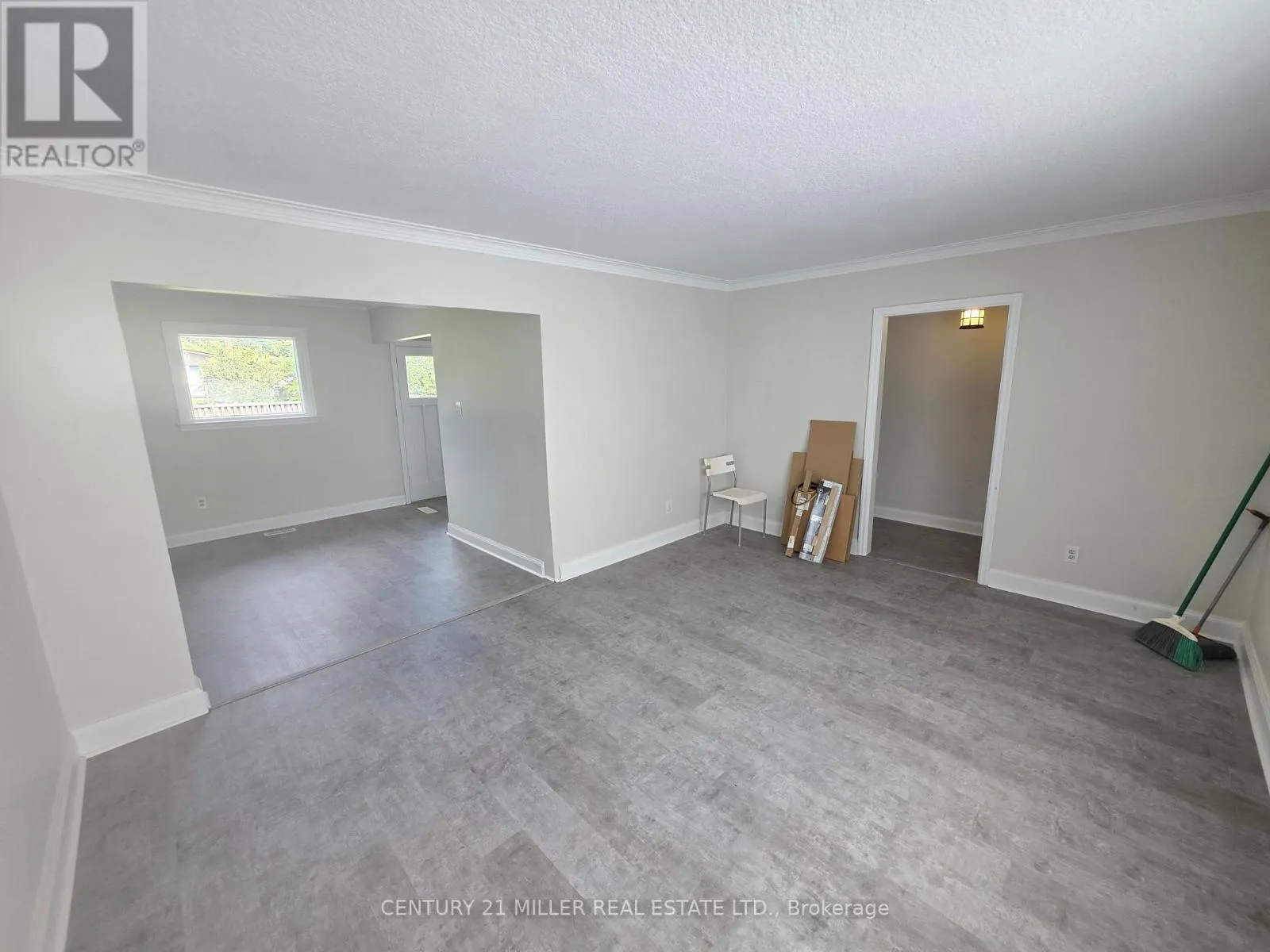 12 GLENBROOK AVENUE