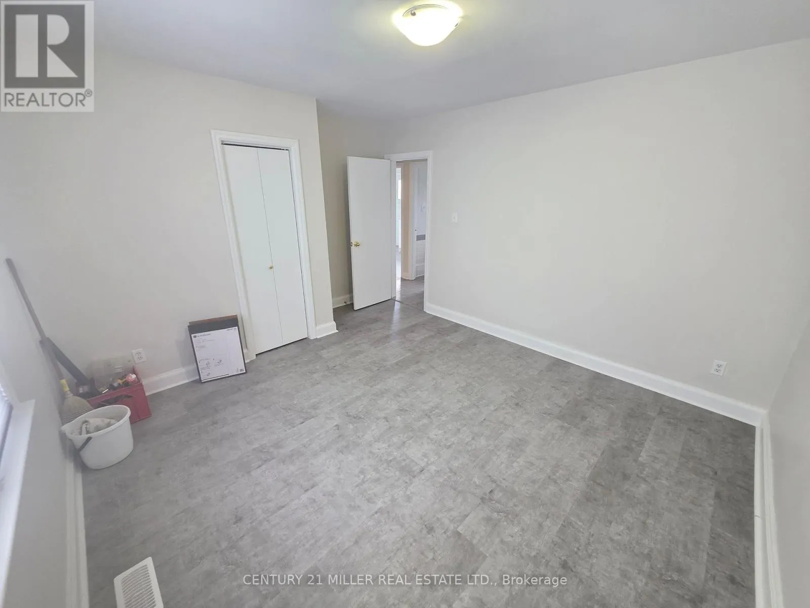 12 GLENBROOK AVENUE