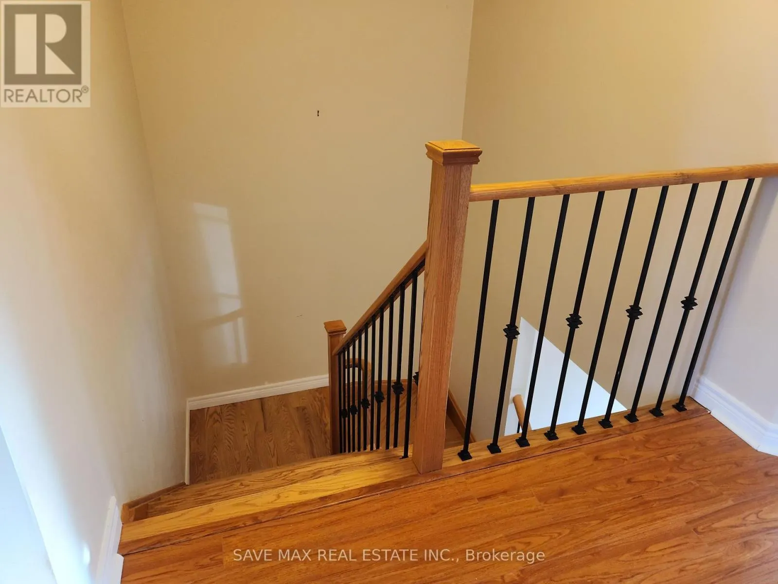 39 FROSTBITE LANE