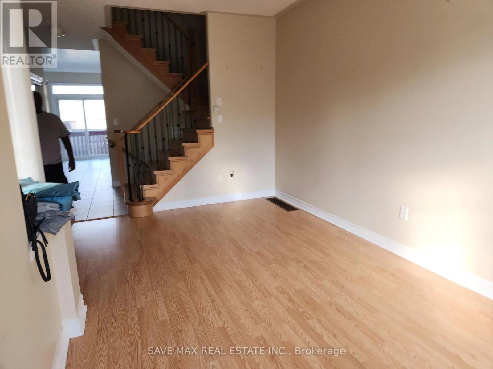39 FROSTBITE LANE