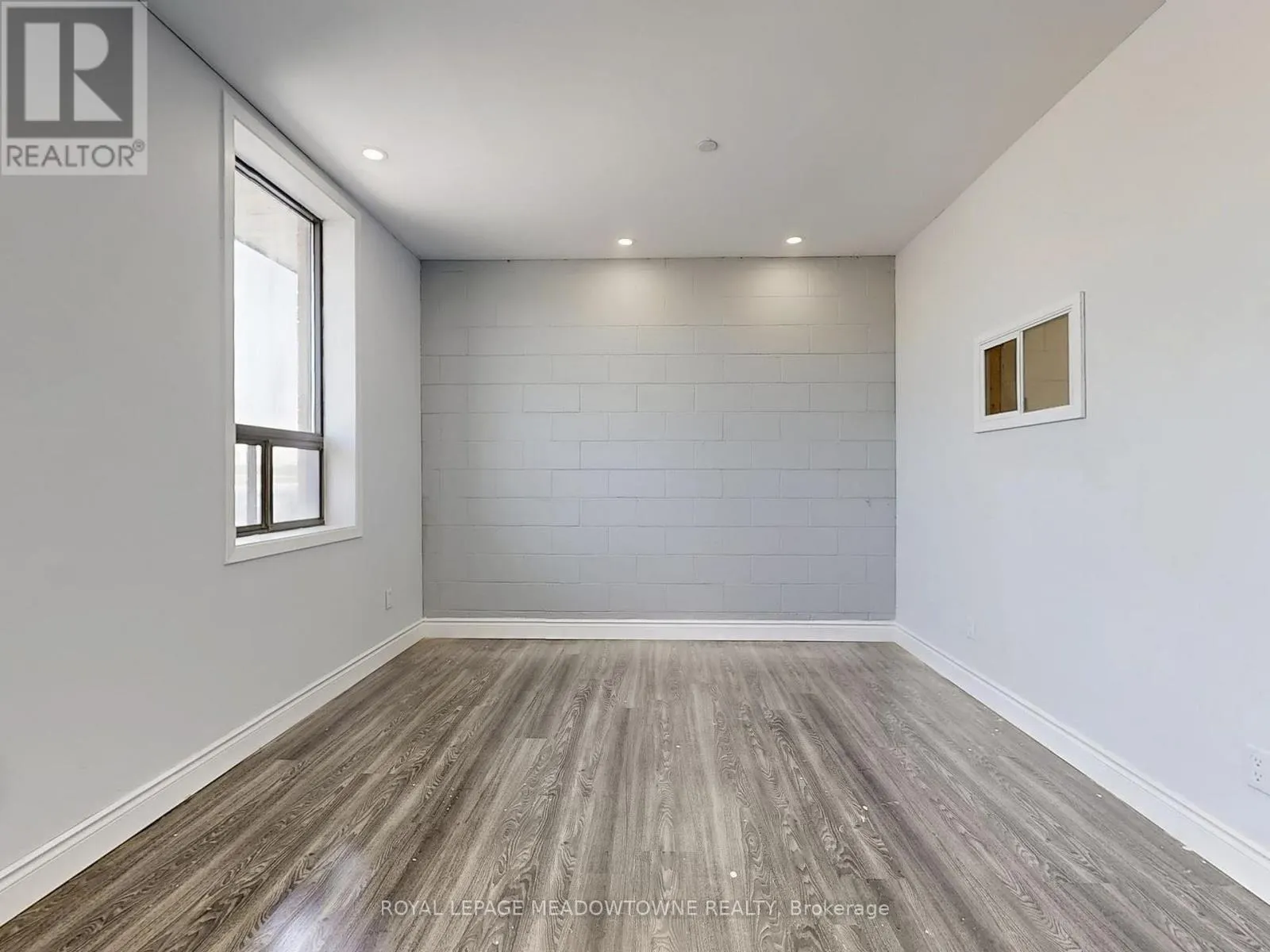3A - 305 ARMSTRONG AVENUE