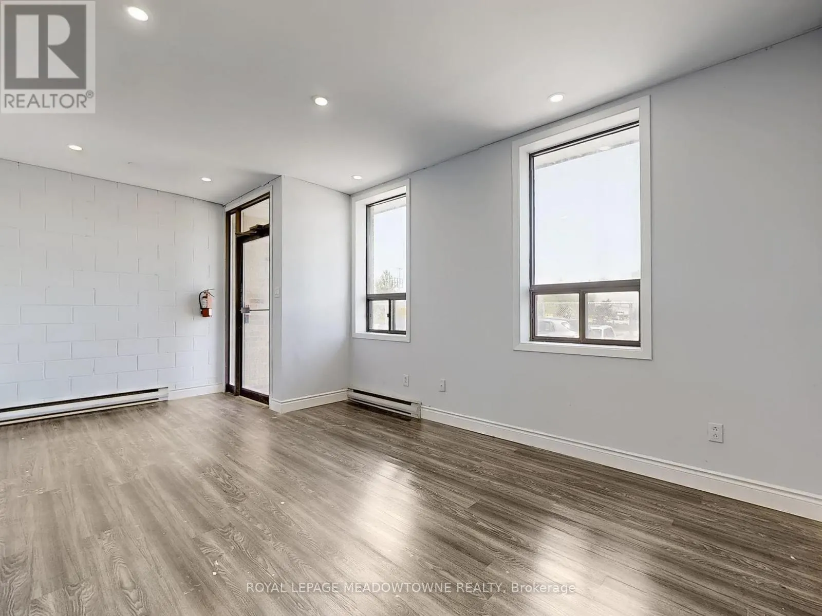 3A - 305 ARMSTRONG AVENUE