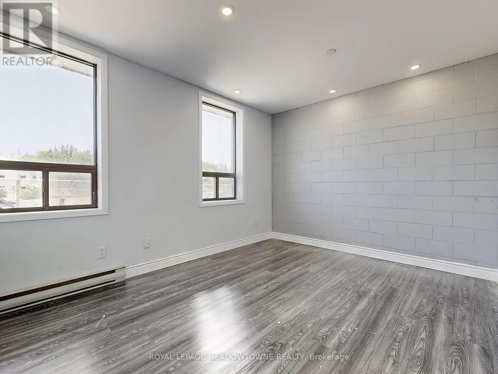 3A - 305 ARMSTRONG AVENUE